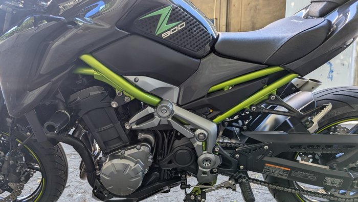 2017 Kawasaki ZR 900 BLACK