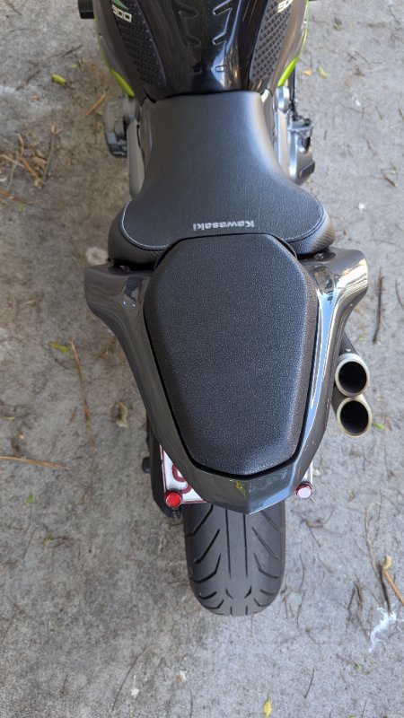 2017 Kawasaki ZR 900 BLACK