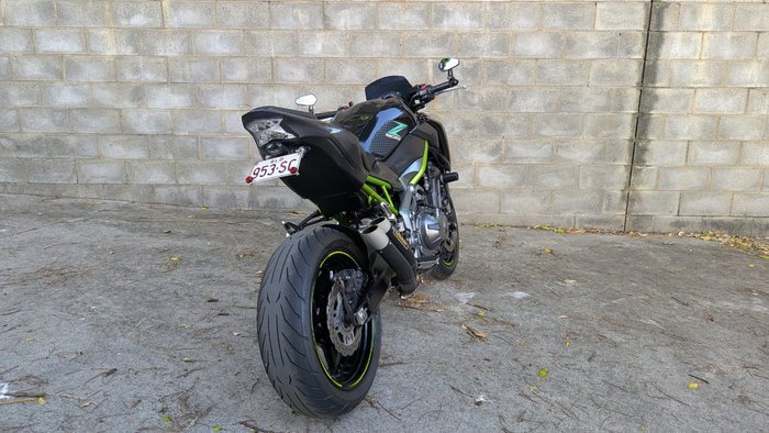 2017 Kawasaki ZR 900 BLACK