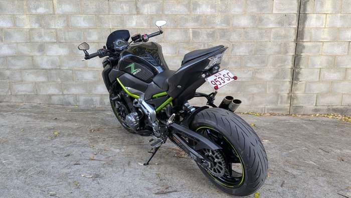 2017 Kawasaki ZR 900 BLACK