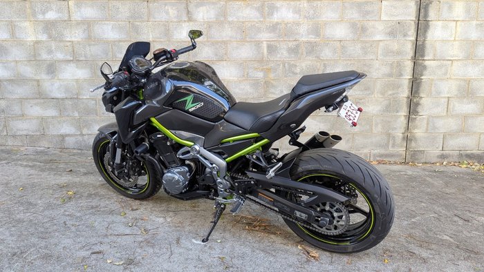 2017 Kawasaki ZR 900 BLACK