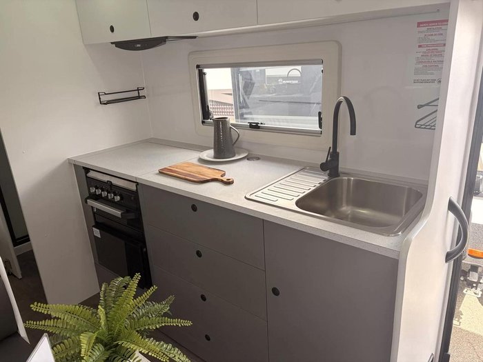 2025 Dreamhaven Dreamhaven 21 Series Family Superx