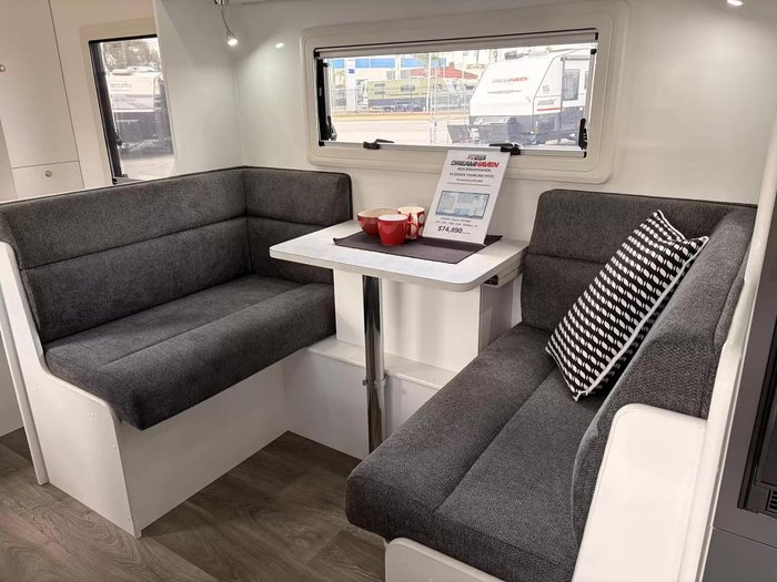 2025 Dreamhaven Dreamhaven 19 Series Tourline Caravan