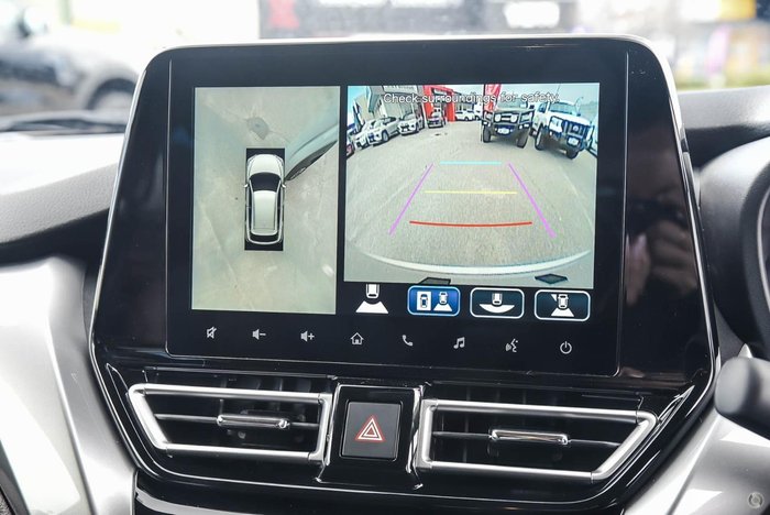 2025 Suzuki Fronx Hybrid KW Splendid Silver Pearl Metallic + Bluish Black Pearl