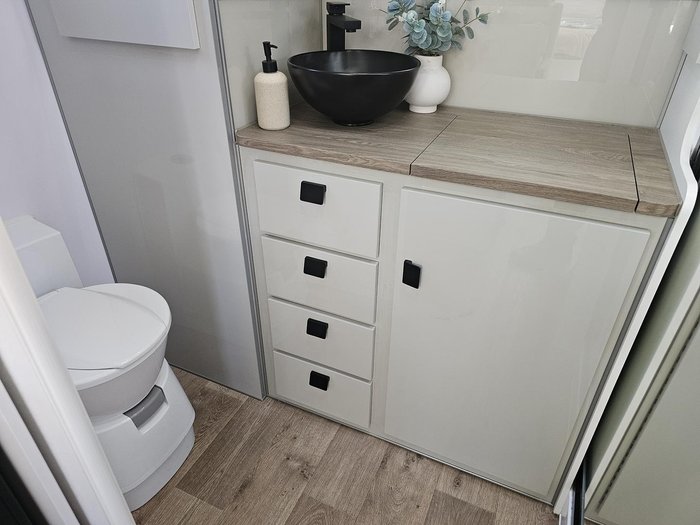 2025 JB Caravans Dirt Road Xtreme 19'6