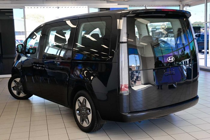 2022 Hyundai STARIA
