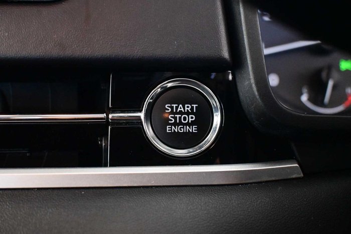 2024 Mitsubishi Outlander ES