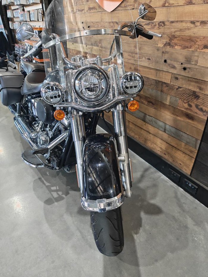 2022 Harley-Davidson Heritage Classic 114 (FLHCS) Softail Black
