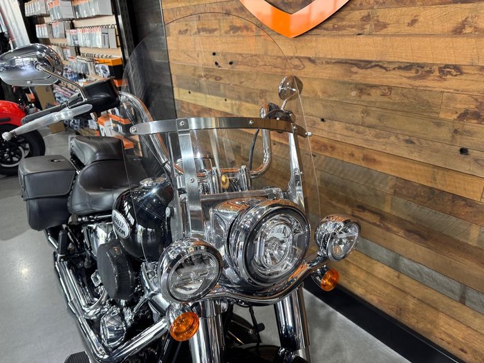 2022 Harley-Davidson Heritage Classic 114 (FLHCS) Softail Black