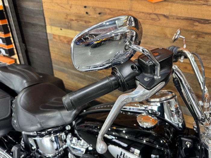 2022 Harley-Davidson Heritage Classic 114 (FLHCS) Softail Black