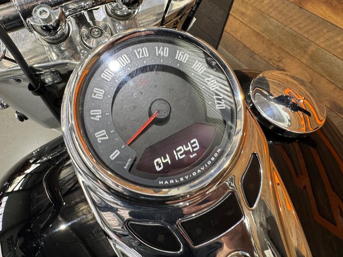 2022 Harley-Davidson Heritage Classic 114 (FLHCS) Softail Black