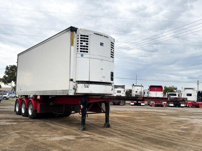 2006 Maxitrans 12 Pallet Lead Refrigerated Trailer