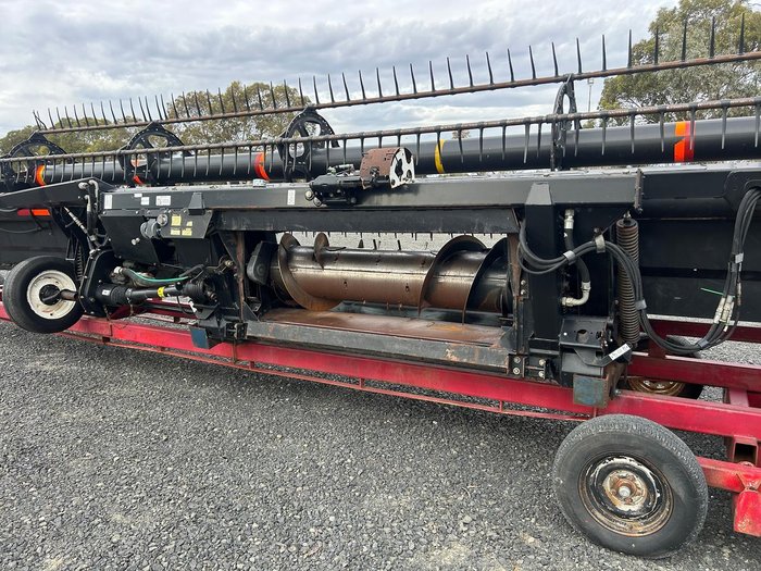 2009 CASE IH 2142 Rigid Draper