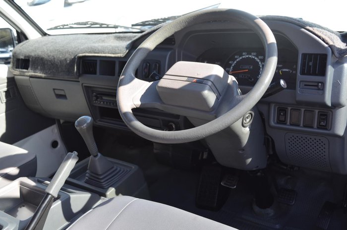 2008 Mitsubishi Express