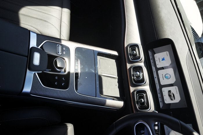 2025 Jaecoo J8 Track