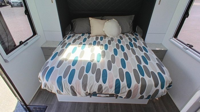 2024 Red Centre Gibb Offroad 18 Type A (was $118,990 now $79,990)