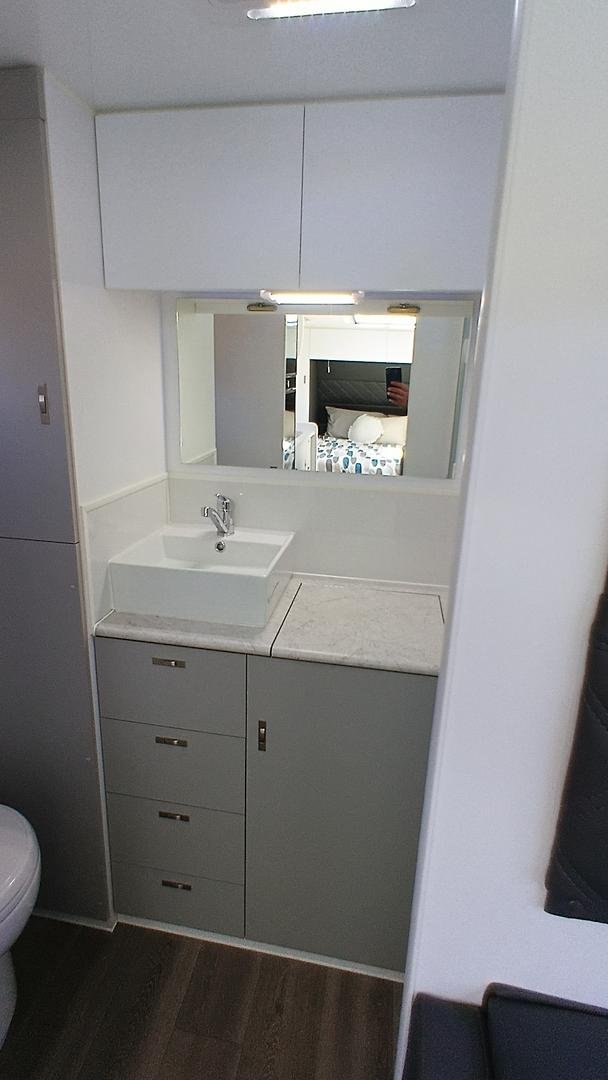 2024 Red Centre Gibb Offroad 18 Type A (was $118,990 now $99,990)