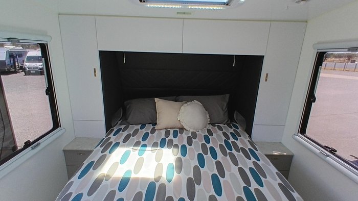 2024 Red Centre Gibb Offroad 18 Type A (was $118,990 now $104,990)