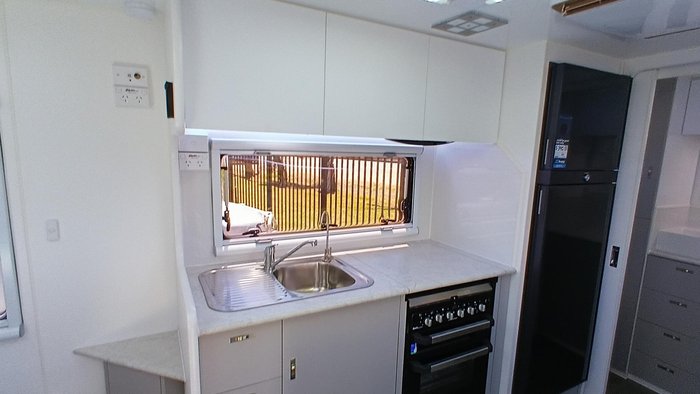 2024 Red Centre Gibb Offroad 18 Type A (was $118,990 now $104,990)