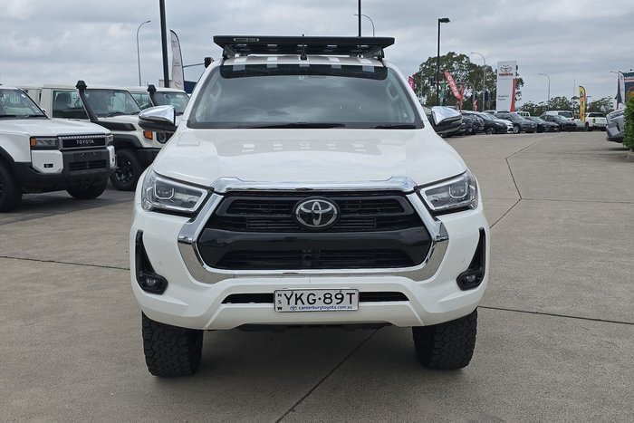 2021 Toyota Hilux SR5