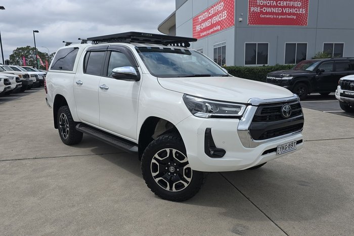 2021 Toyota Hilux SR5
