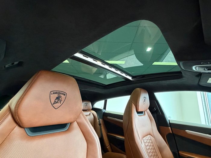 2021 Lamborghini Urus