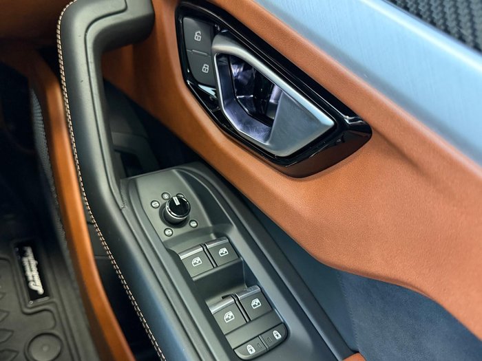 2021 Lamborghini Urus