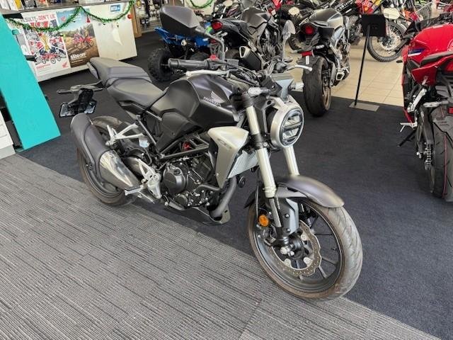 2019 Honda CB300R (CB300RA) CB300 Black