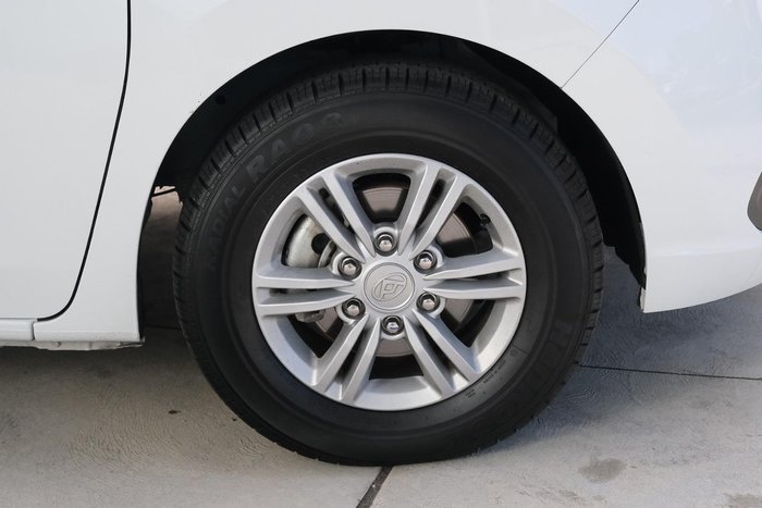 2025 LDV G10