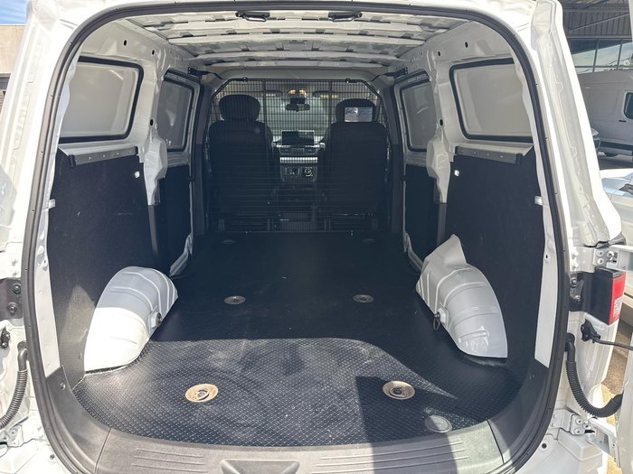 2025 LDV G10