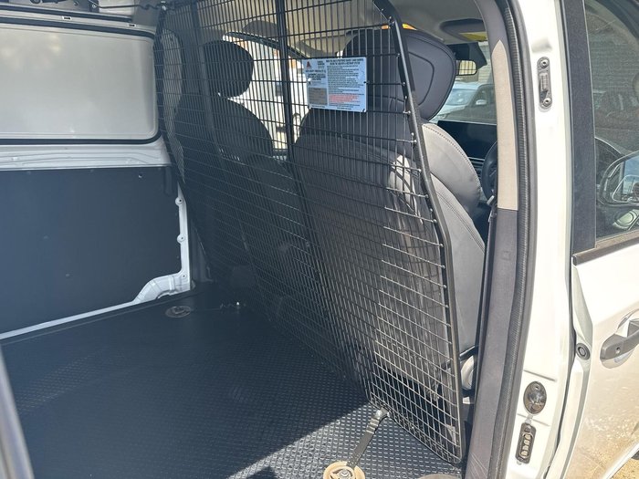 2025 LDV G10
