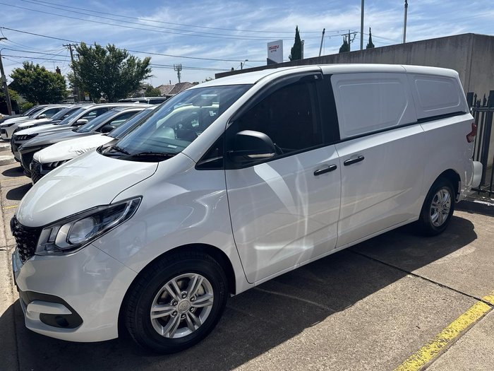 2025 LDV G10