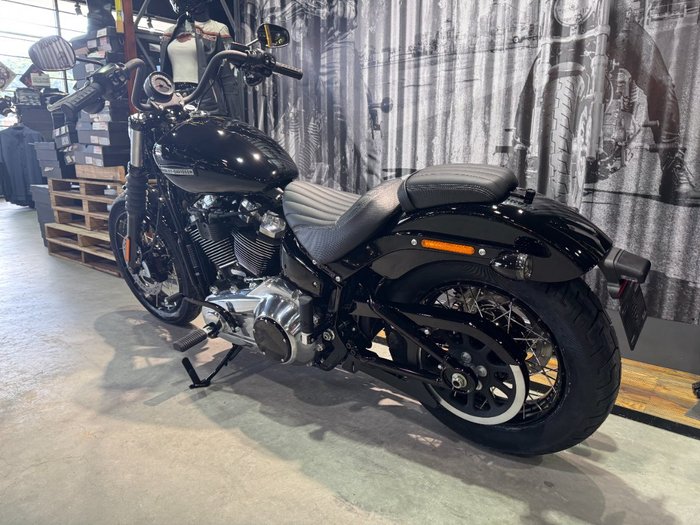 2025 Harley-davidson FXBB STREET BOB (117) Vivid Black