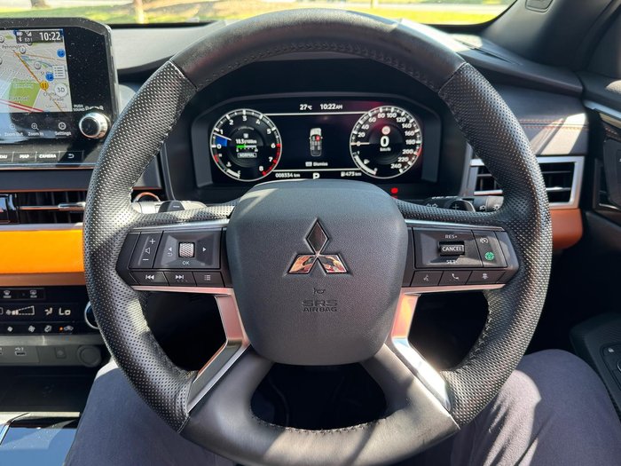 2024 Mitsubishi Outlander Exceed Tourer ZM MY24 AWD White Diamond with Black Mica Roof