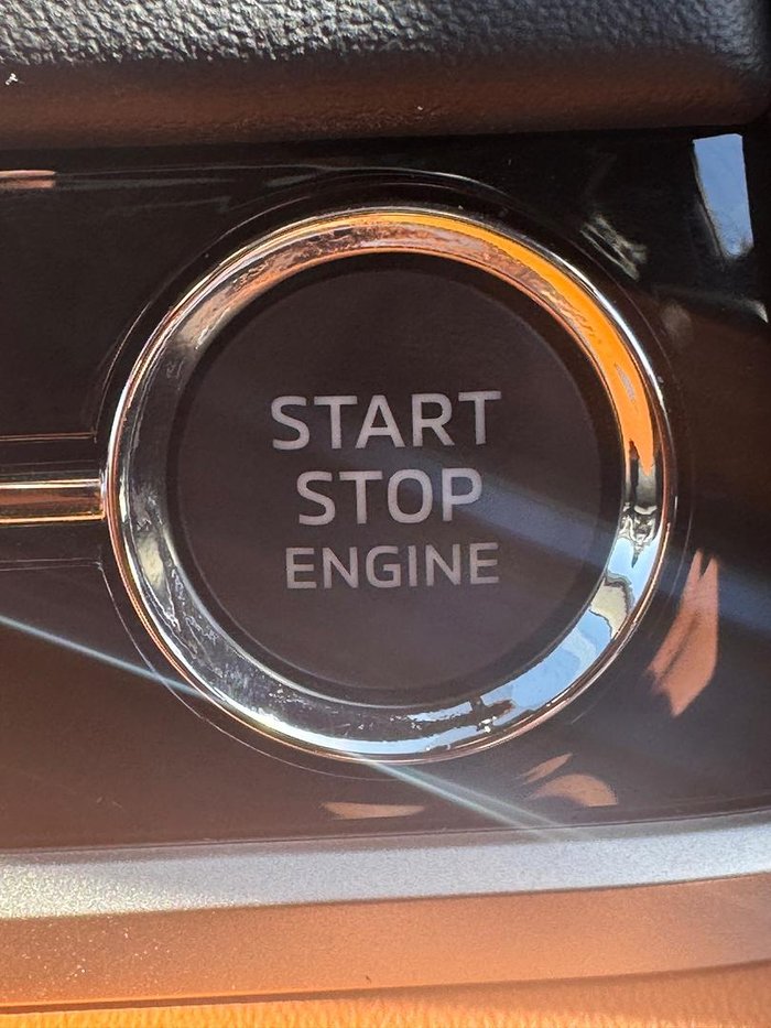 2024 Mitsubishi Outlander Exceed Tourer ZM MY24 AWD White Diamond with Black Mica Roof