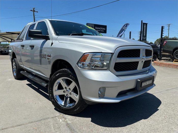 2018 RAM 1500 Express DS MY18 4X4 Dual Range Bright Silver