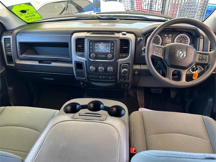 2018 RAM 1500 Express DS MY18 4X4 Dual Range Bright Silver