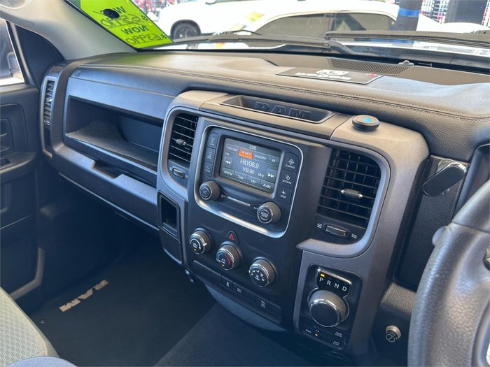 2018 RAM 1500 Express DS MY18 4X4 Dual Range Bright Silver