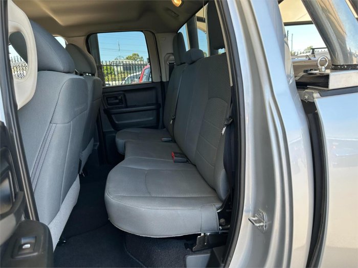 2018 RAM 1500 Express DS MY18 4X4 Dual Range Bright Silver