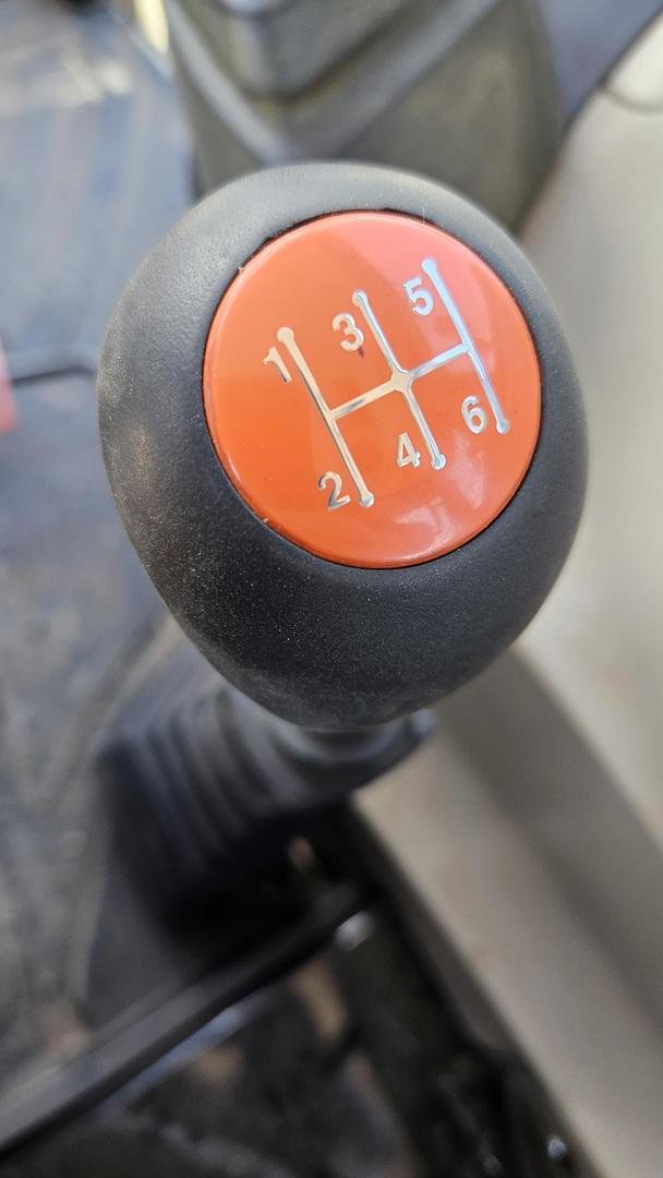 2022 Massey Ferguson 6712 Global Series Red