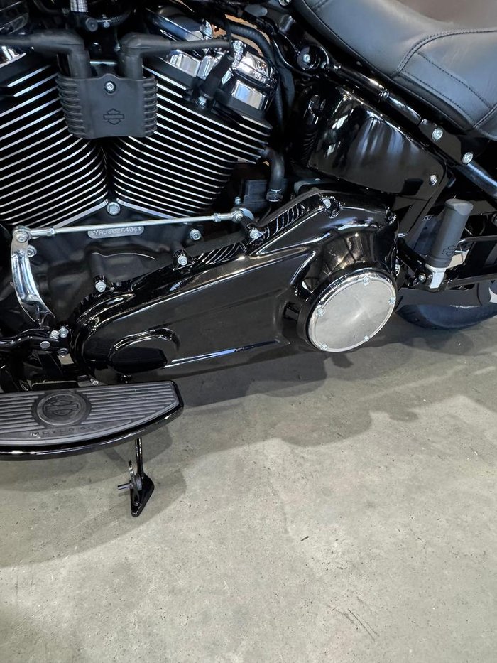 2025 Harley-Davidson Heritage Classic 117 (FLHC) Softail Black