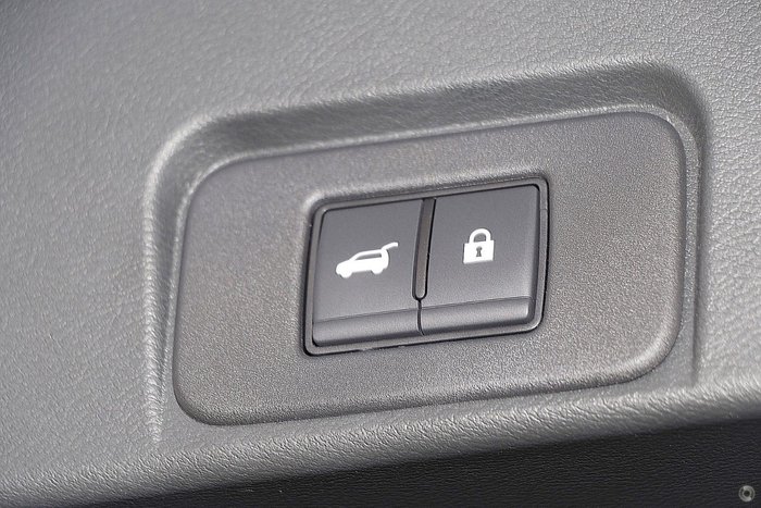 2025 Nissan X-TRAIL Ti