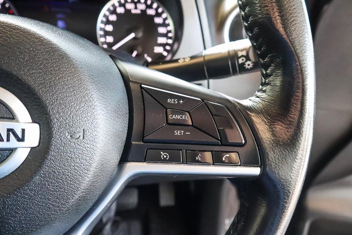 2023 Nissan Navara ST-X