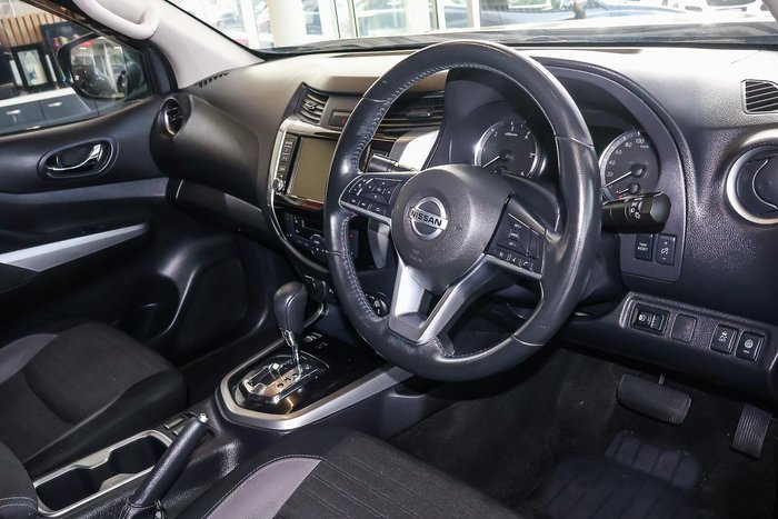 2023 Nissan Navara ST-X