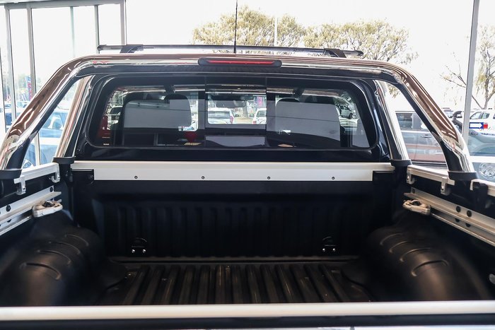 2023 Nissan Navara ST-X