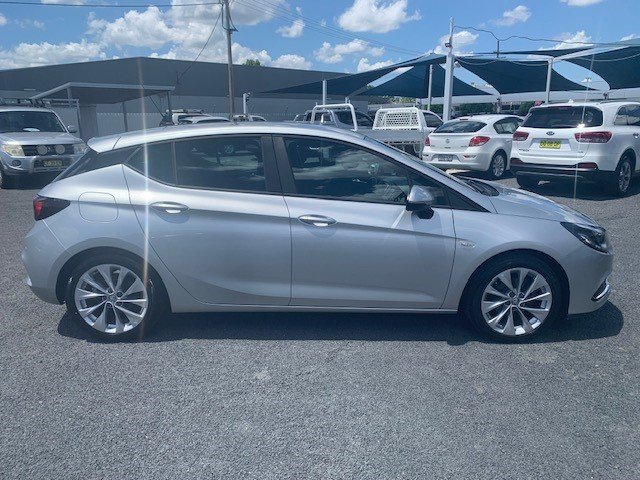2018 Holden Astra R+