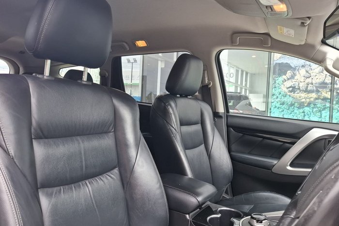 2016 Mitsubishi Pajero Sport GLS