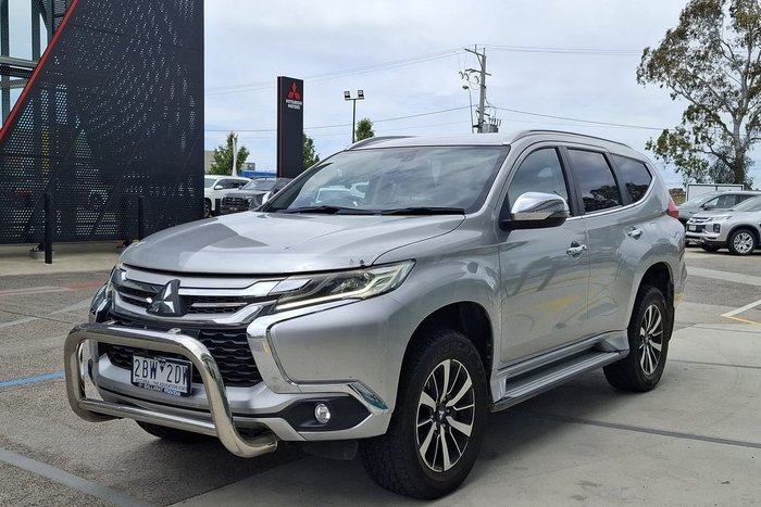 2016 Mitsubishi Pajero Sport GLS