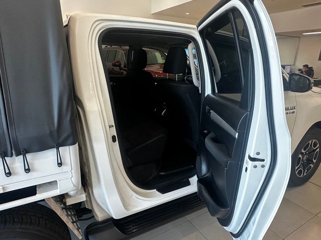 2021 Toyota Hilux 4x4 2.8L DSL D/C/C 6AT SR5