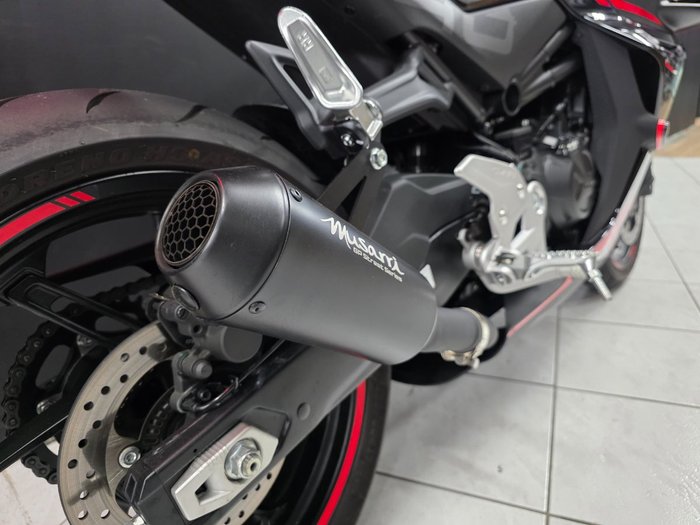 2024 CFMOTO 450 SR ABS Black